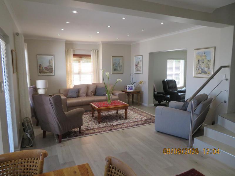 3 Bedroom Property for Sale in Zevendal Western Cape